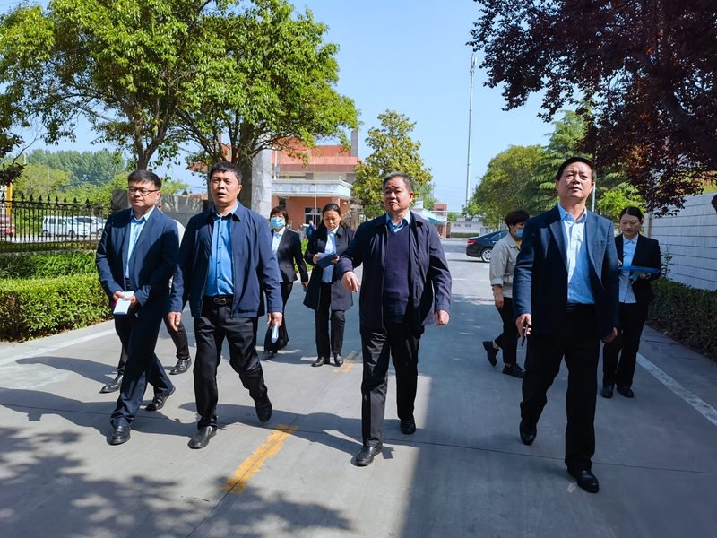 集團領(lǐng)導(dǎo)深入基層調(diào)研檢查安全生產(chǎn)工作